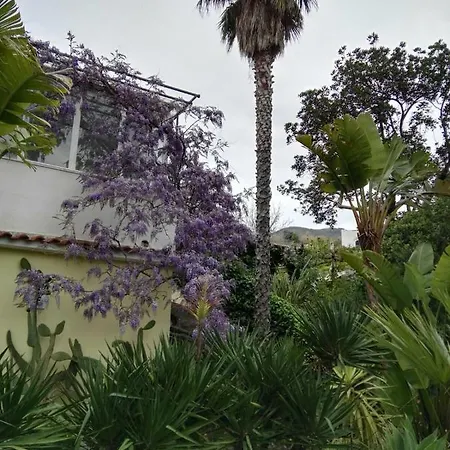 La Salamandra Kitchengarden Bed & Breakfast 3*