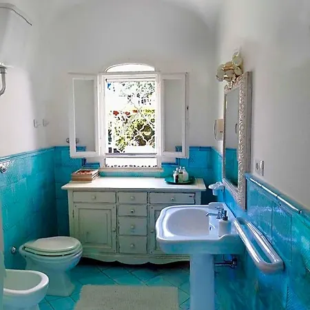 Bed & Breakfast La Salamandra Kitchengarden 4*