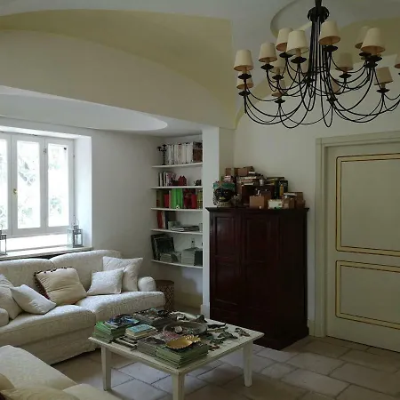 La Salamandra Kitchengarden Bed & Breakfast 3*